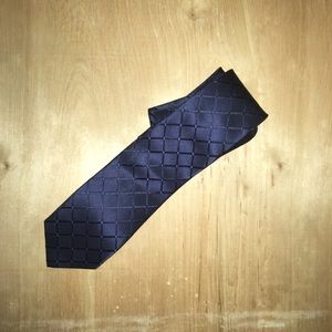 Never worn Navy Hisdern tie